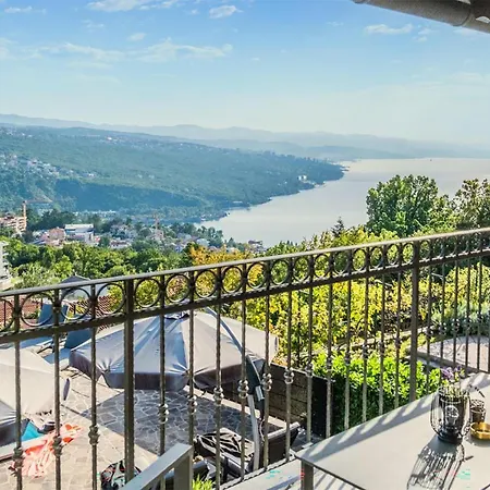 Awesome In Pobri With House Sea View Volosko