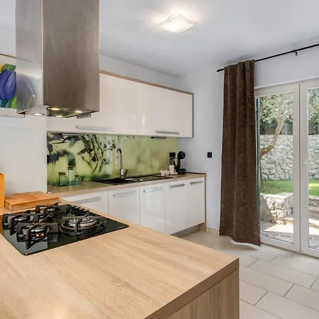 Holiday home Awesome In Pobri With House Sea View *
