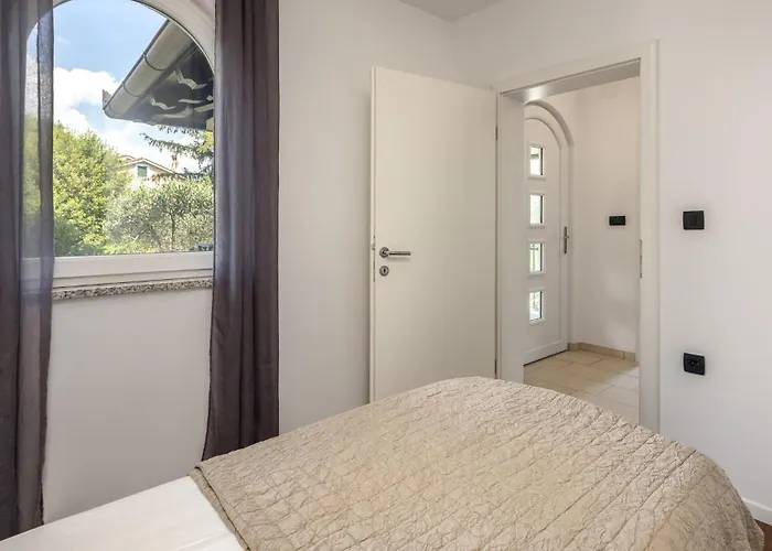 4 Bedroom Beautiful In Opatija
