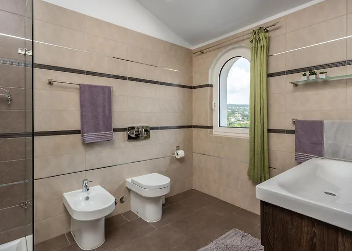 4 Bedroom Beautiful In Opatija Ferienhaus Volosko