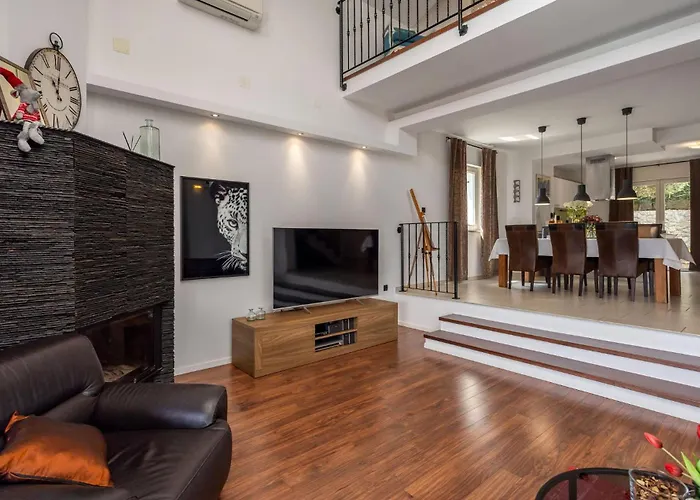 4 Bedroom Beautiful In Opatija *