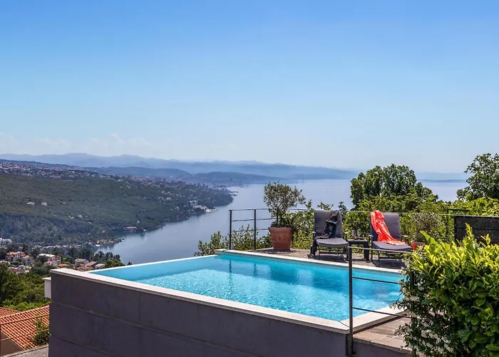 4 Bedroom Beautiful In Opatija Ferienhaus
