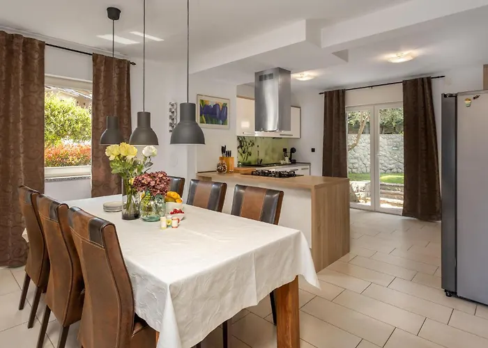 4 Bedroom Beautiful In Opatija *