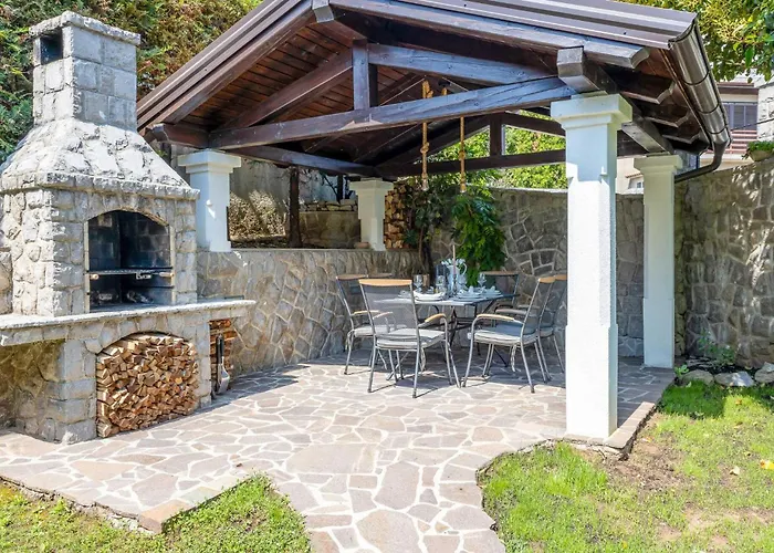 4 Bedroom Beautiful In Opatija Ferienhaus