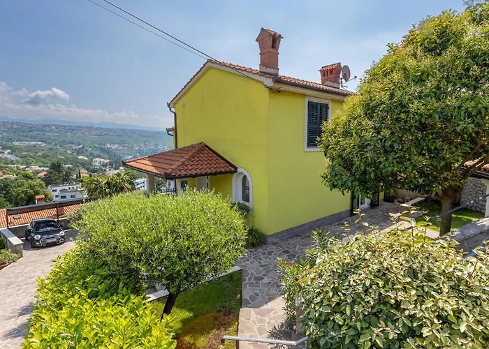 4 Bedroom Beautiful In Opatija